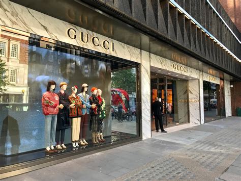 gucci store in surat